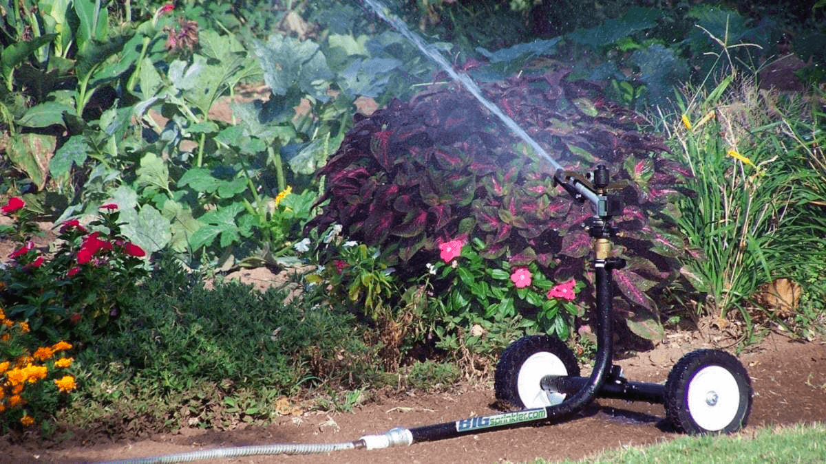 Rolling sprinkler